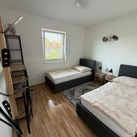 公寓 Sorinas - Comfortable Near Graz - Free Parking